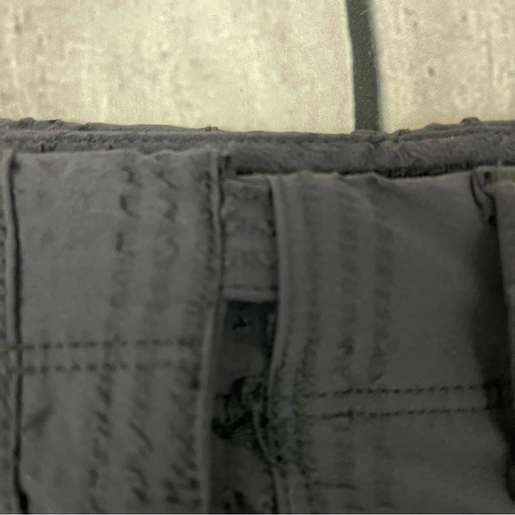 TOMMY BAHAMA NAVY SWIM TRUNKS - Picture 4 of 8